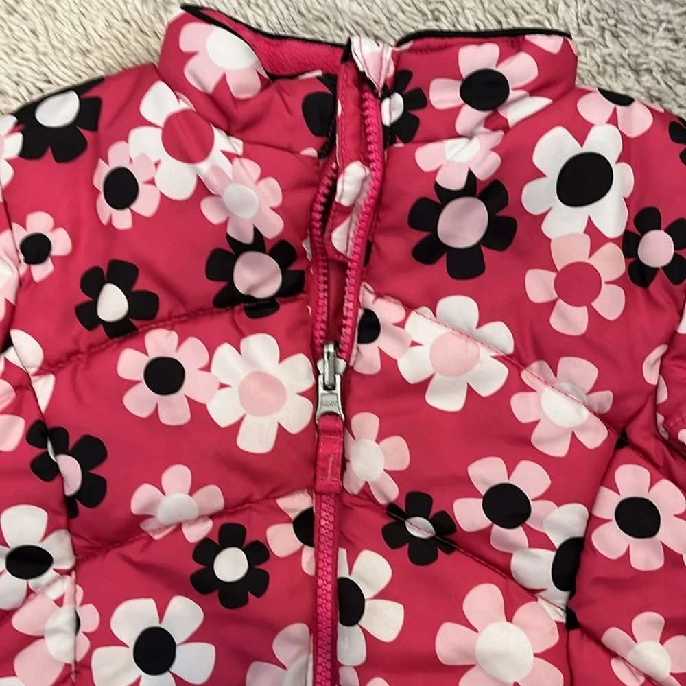 Healthtex SZ 4T pink floral puffer coat. Zip front like new.